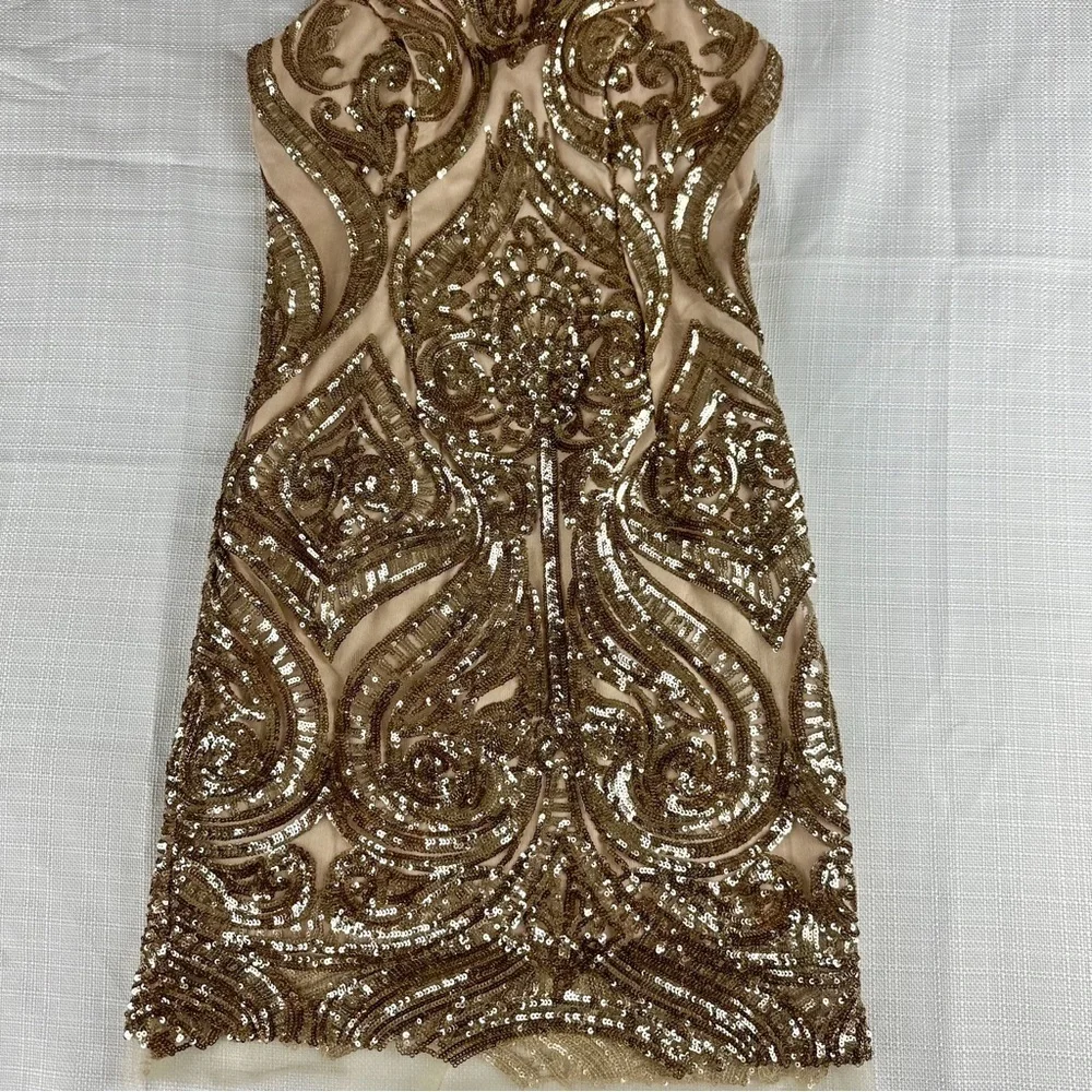 CAMILLE LA VIE Elegant Sequin Halter Tie Back Column Dress Gold
